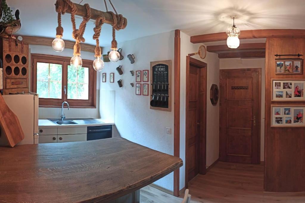 Cozy Apartment In The Heart Of The Alps Chateau-d'Oex Exteriér fotografie
